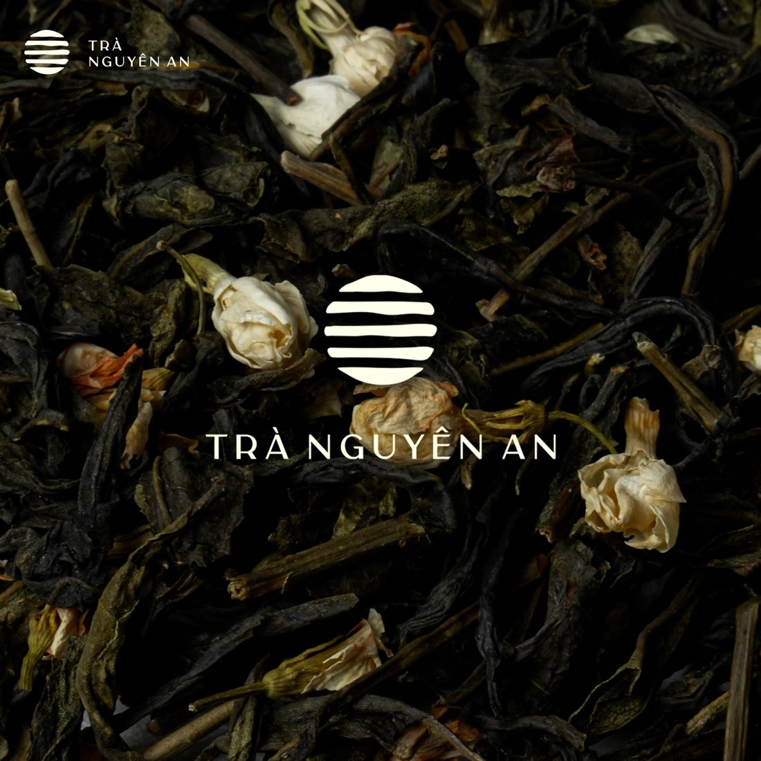 Trà Xanh Hoa Lài Nguyên An — cánh trà và hoa lài thật